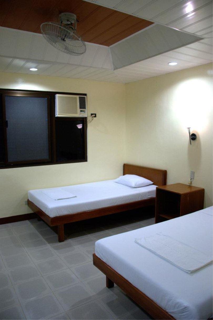 Club Manila East Real Infanta Exterior photo